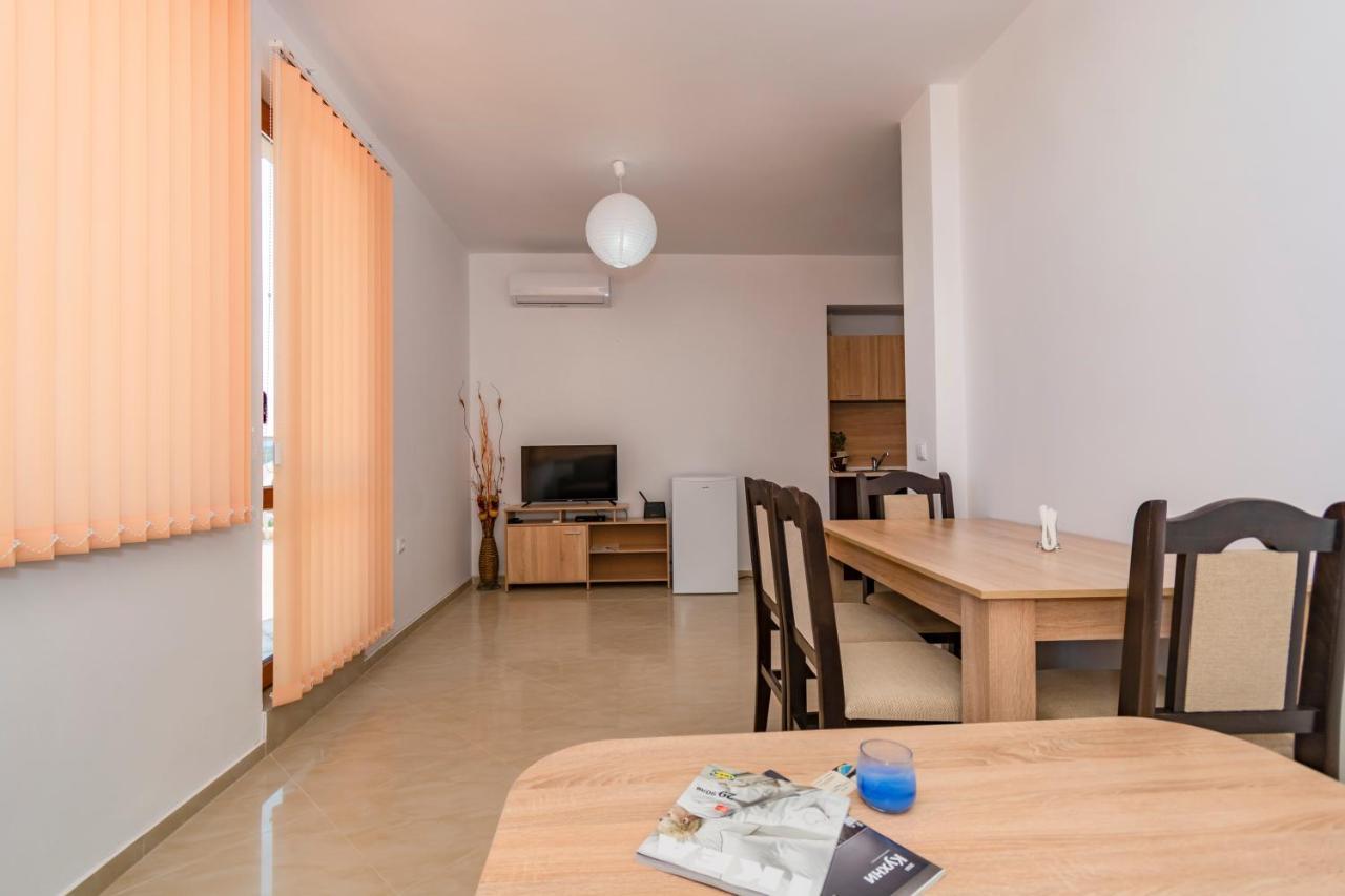 Апарт Хотел Самокини-Стефания Sozopol Esterno foto