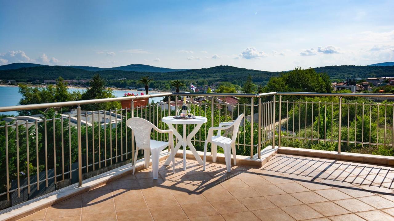 Апарт Хотел Самокини-Стефания Sozopol Esterno foto