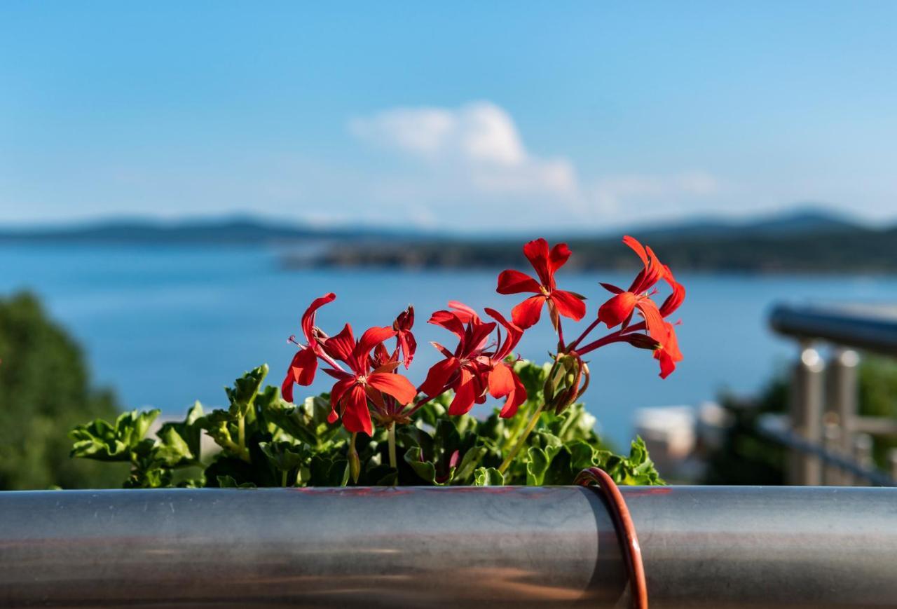 Апарт Хотел Самокини-Стефания Sozopol Esterno foto